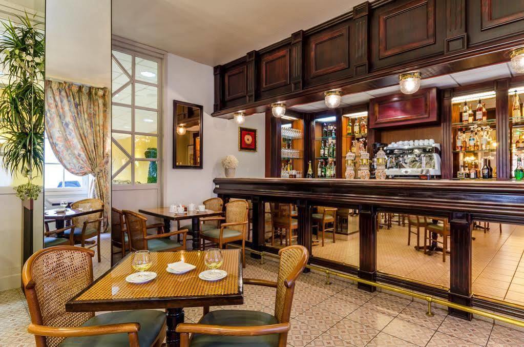 Hotel Aneto Лурд Экстерьер фото