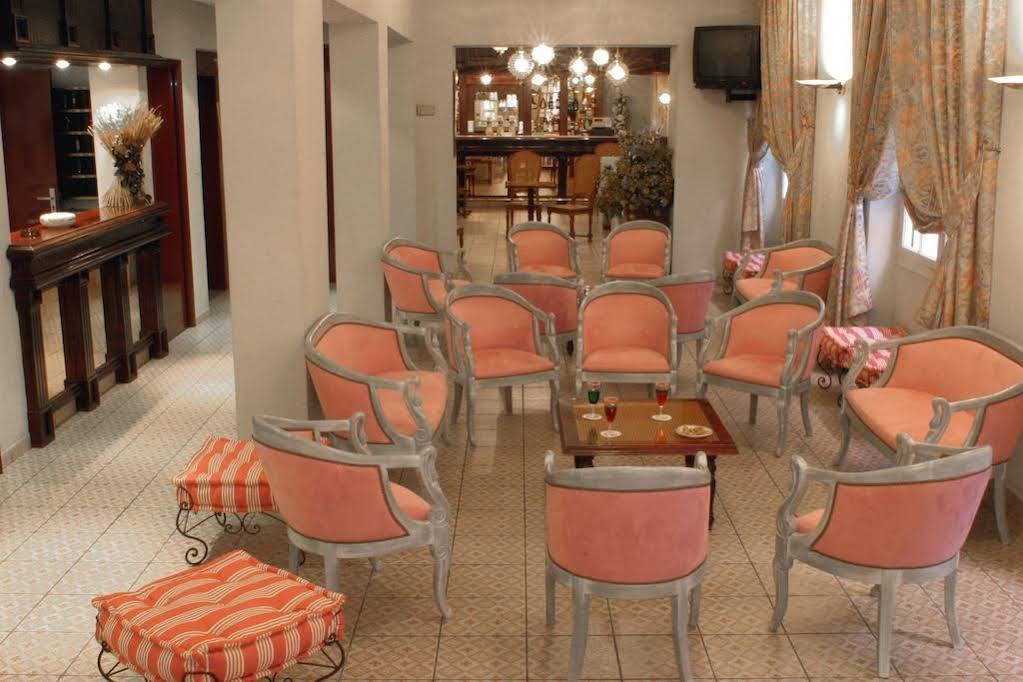 Hotel Aneto Лурд Экстерьер фото