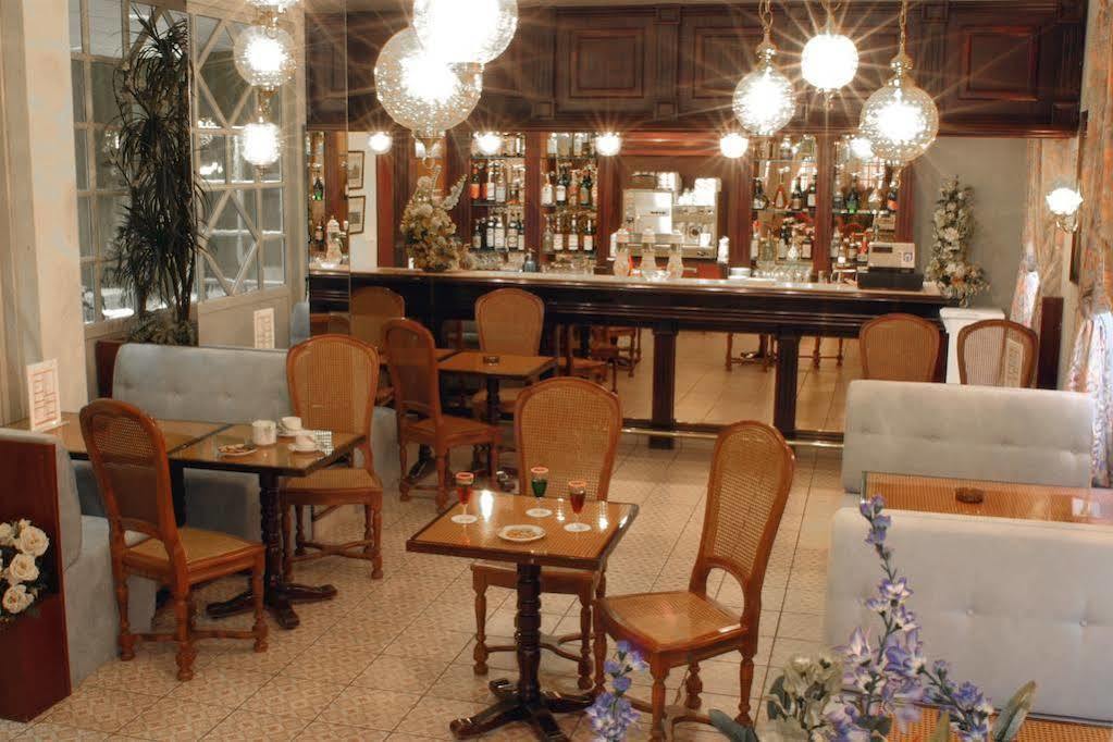 Hotel Aneto Лурд Экстерьер фото